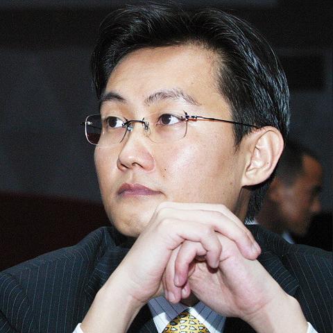 QQ传文件新突破，微信望尘莫及，多功能领先体验！