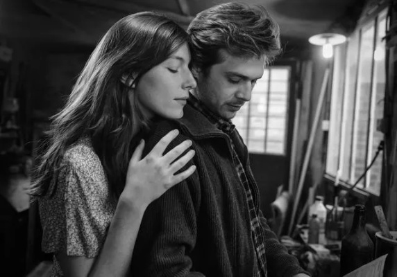 为什么说荷尔蒙电影是游戏玩家的情绪补给站？藏在视觉爽感里的沉浸式共鸣密码