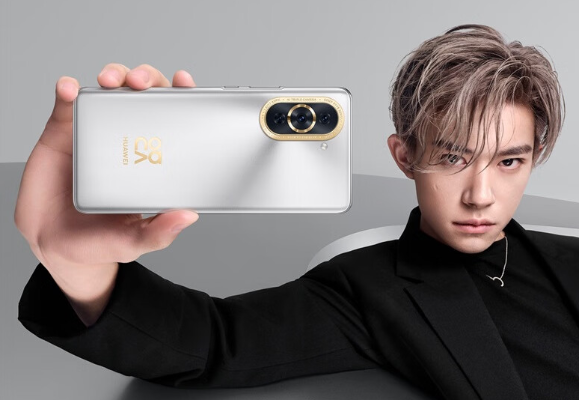 华为nova10发布会藏了多少游戏党刚需？这3个黑科技直接解决团战痛点