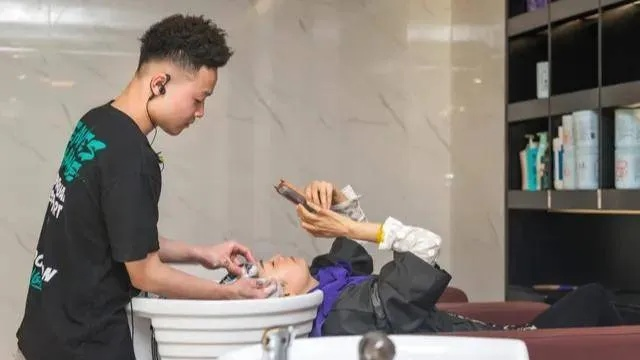 6688元剪发创始人揭秘，不消费也能体验高端服务