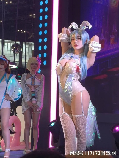 广州萤火虫展《棕色尘埃2》惊艳亮相，兔娘Coser助阵引狂欢