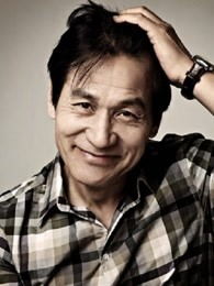 韩国明星安圣基因噎食紧急送ICU，生命告急！紧急救援新进展！