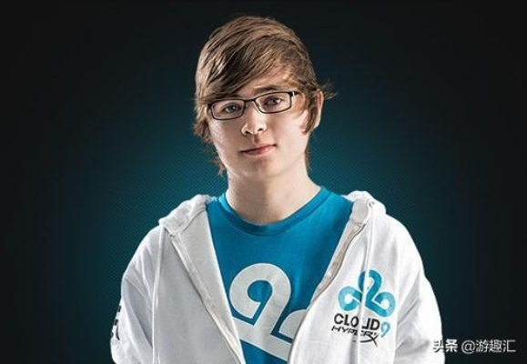 电竞明星陨落：知名选手遭闪电解约，网友热议晚节何在？