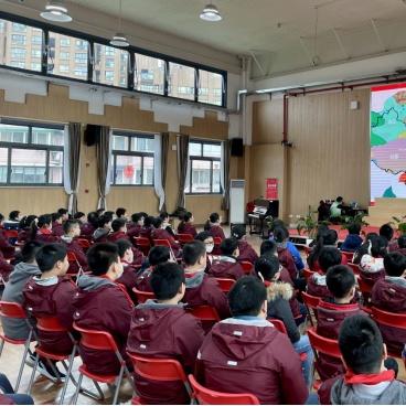 影星晒照激动首穿甲胄,黑神话甲胄展:人生甲装初体验震撼来袭! 影星晒照激动首穿甲胄,黑神话甲胄展:人生甲装初体验震撼来袭!