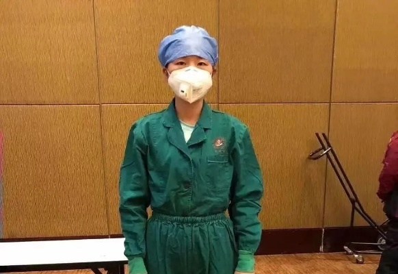 “张水华告别‘最快女护士’称号,勇敢迈出新旅程” “张水华告别‘最快女护士’称号,勇敢迈出新旅程”