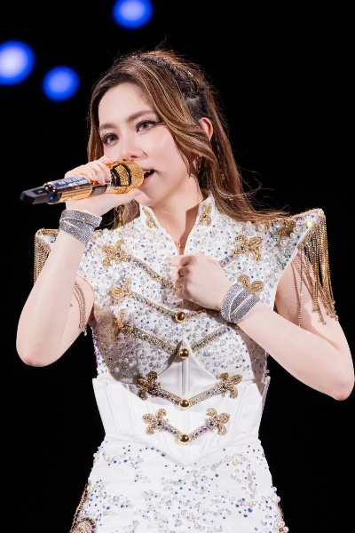 科幻巨作《邓紫棋》298元版热销20万册，开启科幻阅读新纪元！