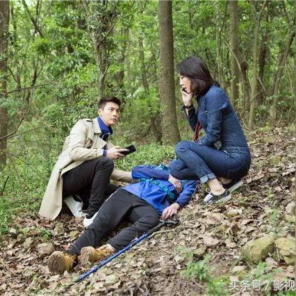 情侣必试的「情绪共振游戏」3种玩法，把约会从「刷手机」变成「黏一起」