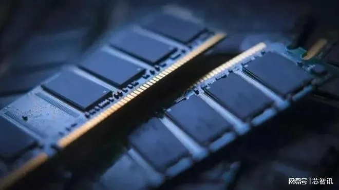 DDR4/DDR5内存价格飙升，内存巨头业绩飙升1500%，利润翻倍！