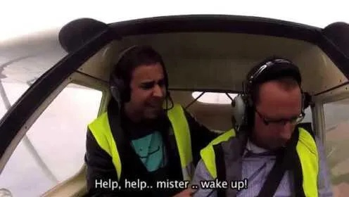 长荣航空机长怒打副机长,揭秘超速滑行内幕惊魂! 长荣航空机长怒打副机长,揭秘超速滑行内幕惊魂!