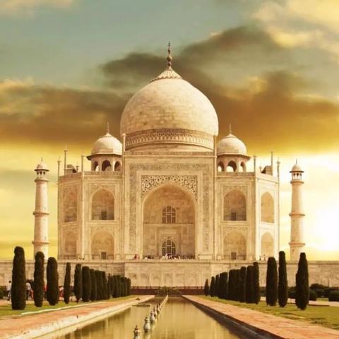 元旦景区排队哭声连连，揭秘游客黑暗体验新痛点