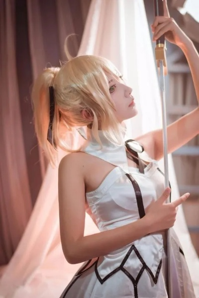 日本COS女神魅力绽放，细节之美尽显风采