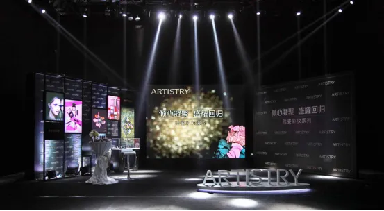 韩援YasalCOS盛宴：独家揭秘时尚魅力新高度