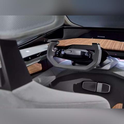 全球首现折叠方向盘，自动驾驶新突破！