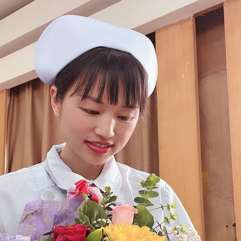 张水华辞职首秀直播，361°装备亮相，揭秘“最快女护士”新技能