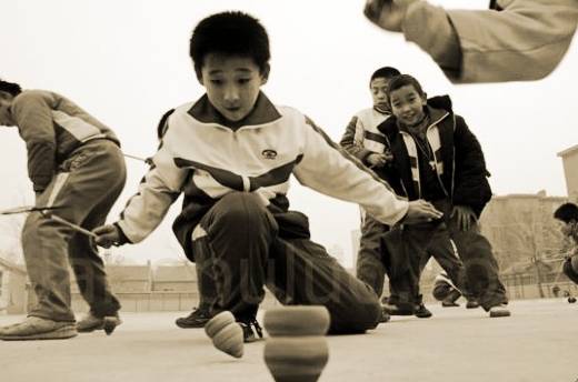 吴克群藏了3年的游戏「破圈密码」为什么他玩MOBA能赢过职业选手？