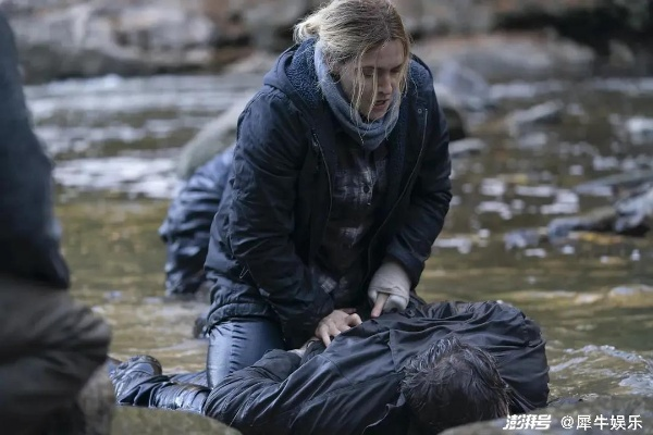 东城梦魇第二季:口碑续燃,揭秘新篇章震撼来袭 东城梦魇第二季:口碑续燃,揭秘新篇章震撼来袭