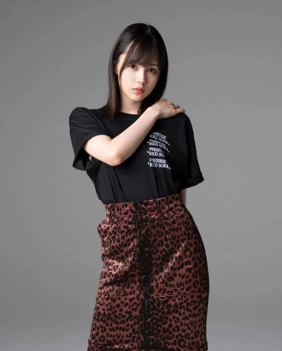 山下优衣,她的演艺之路如何