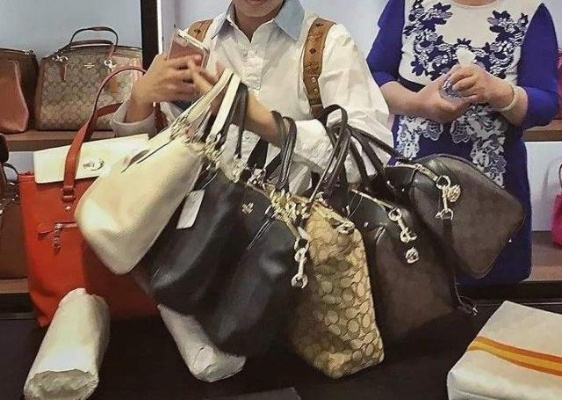 海外奢侈品代购水有多深？玩家亲测3个月的避坑实战全揭秘