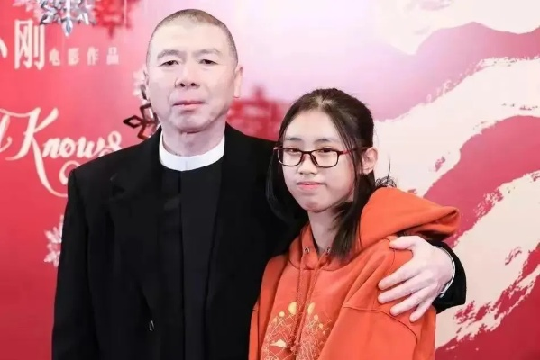冯小刚小女儿的游戏ID被扒？玩家从她的战绩里挖出普通玩家的上分真相