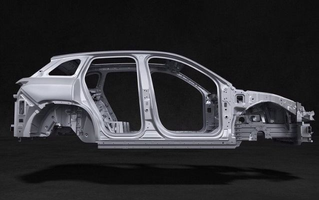 车身材料强度并非极限，揭秘理想高管谈材质平衡之道
