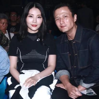 港媒曝徐冬冬疑似有喜：尹子维柔情呵护，健身暂停引关注