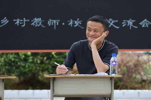 马云前助理陈伟离世，马云夫妇吴泳铭献花缅怀，传承爱心精神