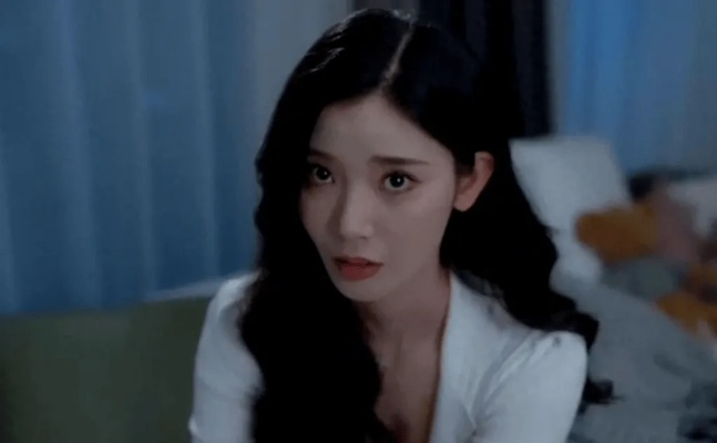 性感巨变！浩浩妈新片来袭，颠覆风格，惊艳亮相