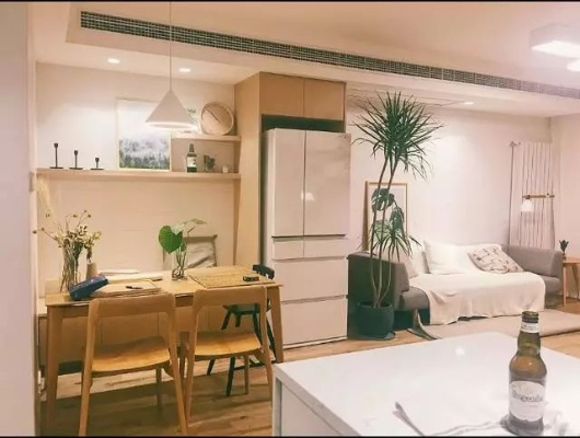 饭店把厕所隔间门做成冰箱门？玩家实测，这波体验设计藏了多少小心机？