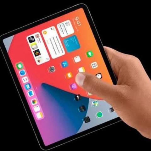 iPhone 18 Pro革新揭秘:12大亮点震撼登场,科技新高度! iPhone 18 Pro革新揭秘:12大亮点震撼登场,科技新高度!