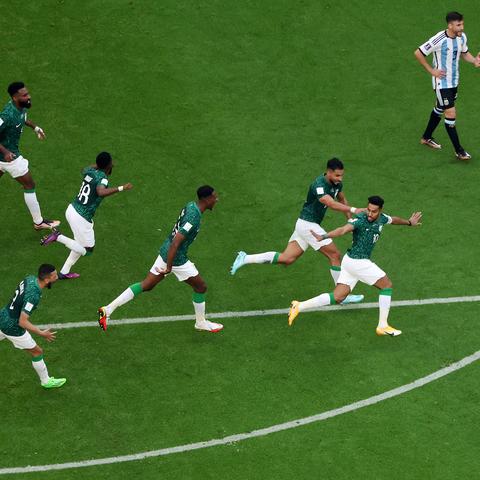 2026年必玩！3款冷门但能玩100小时的单机小游戏，我连肝3晚才敢推荐