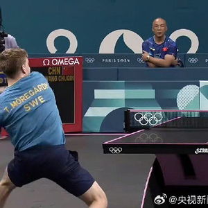 周杰伦澳网遗憾“一轮游”，自嘲未触球显谦逊