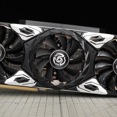 显卡金手指惊现撕标签禁保修,奇葩厂商做法致死机揭秘! 显卡金手指惊现撕标签禁保修,奇葩厂商做法致死机揭秘!