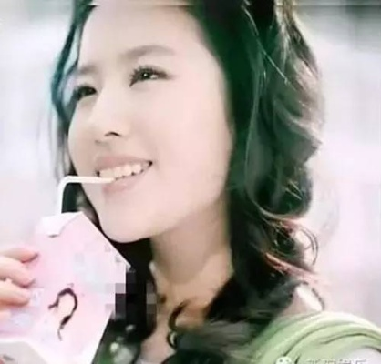 20年前女星拍口香糖广告赚数万,揭秘广告公司财富传奇 20年前女星拍口香糖广告赚数万,揭秘广告公司财富传奇