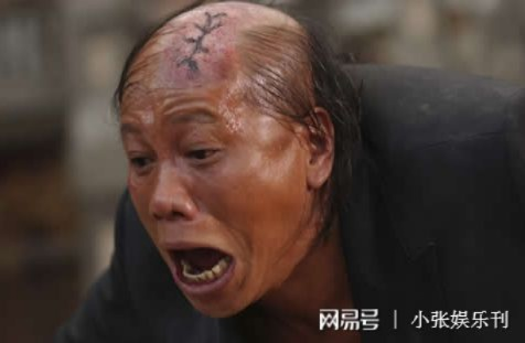 火云邪神梁小龙离世震惊网友，武侠传奇永存心间