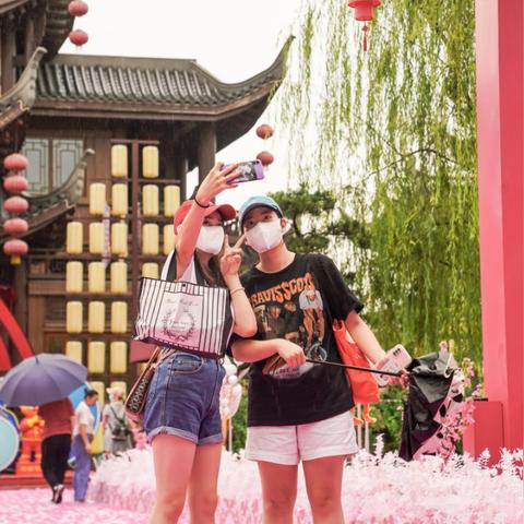 《黑神话》26年首场线下盛事,投壶Boss挑战惊喜连连,体验全新竞技价值! 《黑神话》26年首场线下盛事,投壶Boss挑战惊喜连连,体验全新竞技价值!