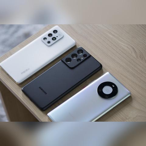 iPhone 18Pro惊艳亮相:单孔屏设计,三色可选,色彩新风尚 iPhone 18Pro惊艳亮相:单孔屏设计,三色可选,色彩新风尚