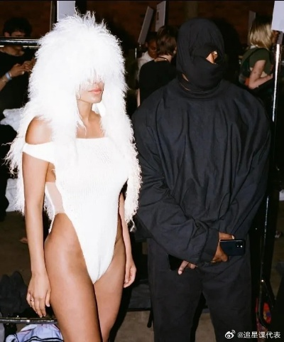 侃爷妻子真要因穿着暴露坐牢？玩家视角看欧美明星争议背后的游戏化舆论战