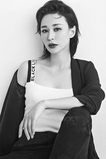 香肩诱惑“浩浩妈”惊艳登场,邻家御姐魅力满分! 香肩诱惑“浩浩妈”惊艳登场,邻家御姐魅力满分!