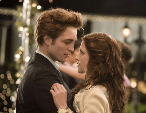 悉尼妹新片预告：初代欲望图腾女主，颠覆经典再塑传奇