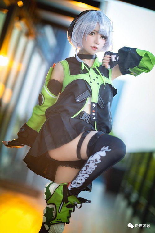 兔女郎达丽安cos《棕色尘埃2》惊艳登场，曲线美绝了！