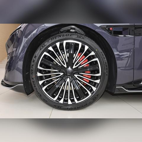 小米SU7预售火爆！订单破10万，配置升级引关注