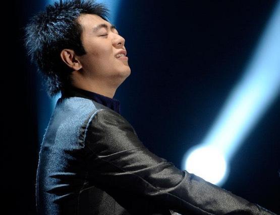 《巨人》结局热议:三笠与让恋情揭秘,情感新篇章! 《巨人》结局热议:三笠与让恋情揭秘,情感新篇章!