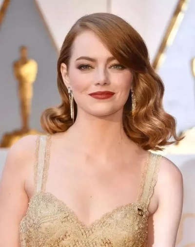 37岁石头姐创纪录！最年轻双料奥斯卡入围女演员，实力演绎新高度