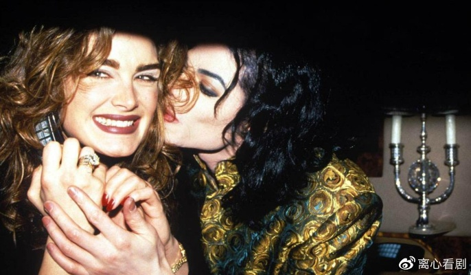 迈克尔杰克逊的妻子们，为何游戏里的灵魂羁绊总难复刻现实的遗憾？