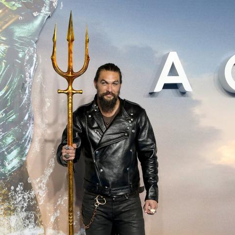 杰森·莫玛新角色首曝：暴狼形象颠覆海王！