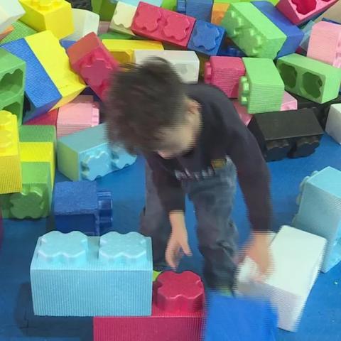 粘粘世界中文版到底藏了多少老玩家没发现的造塔黑科技？