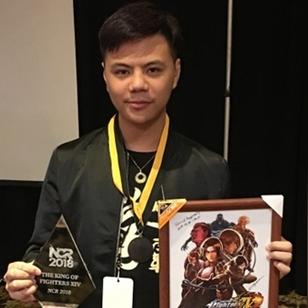 格斗冠军曾卓君力荐,SNK正版授权手游《全明星觉醒》今日全平台燃情上线,开启全民觉醒新篇章 格斗冠军曾卓君力荐,SNK正版授权手游《全明星觉醒》今日全平台燃情上线,开启全民觉醒新篇章