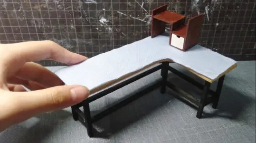 微观视角探秘:腾讯新游《小人国》书桌建造奇观 微观视角探秘:腾讯新游《小人国》书桌建造奇观