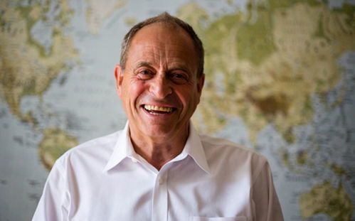 小岛秀夫出席尤里演员葬礼：缅怀与传承的致敬之旅