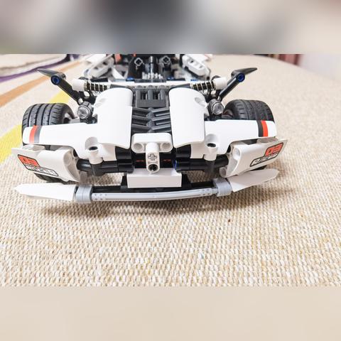 小米SU7 Ultra领衔《GT赛车7》首秀，国产荣耀再掀速度狂潮